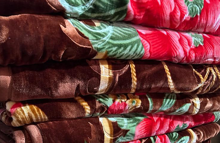 Fleece blanket supplier in Dubai