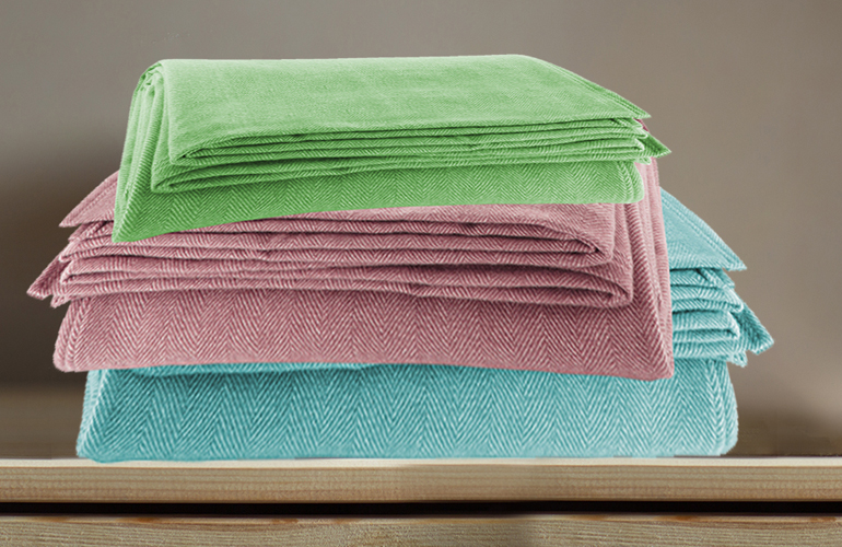 Non-woven blanket suppliers in India